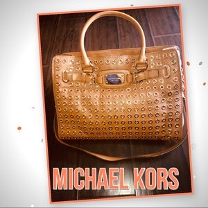 🧡👜MICHAEL KORS LEATHER BAG WITH GROMMETS 👜🧡